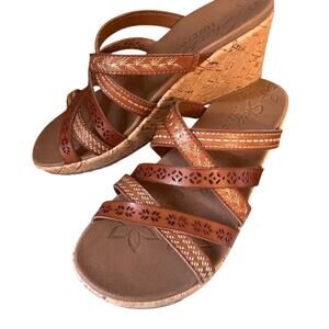 Skechers vegan leather wedge heel sandals, women's size 6.5